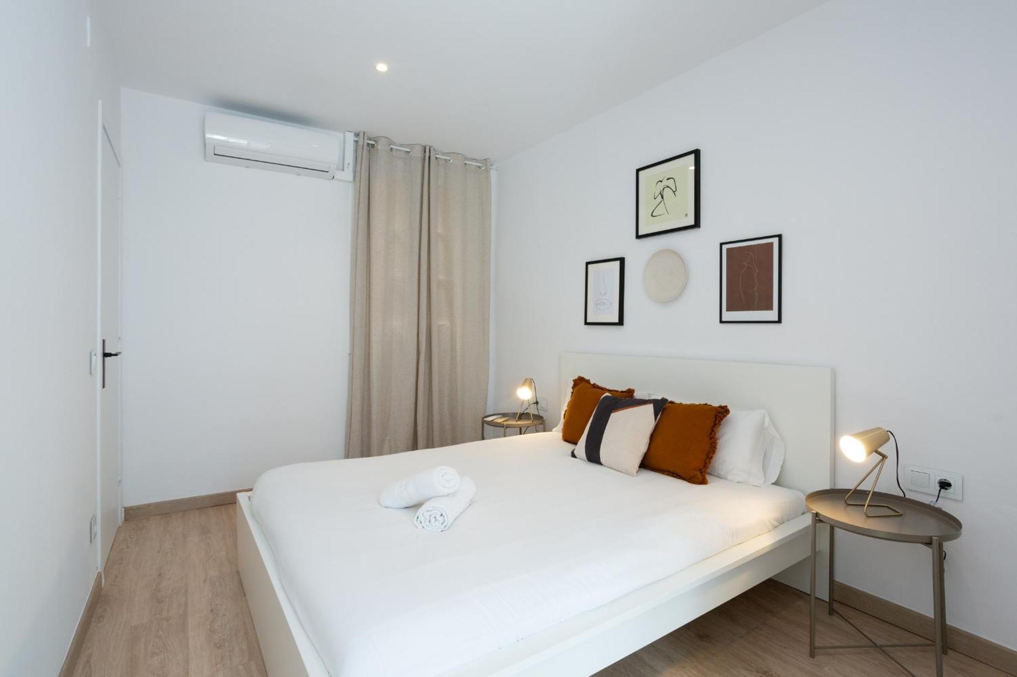 Apartment 11crc1037 Newly Decorated Near Sants Station *